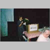 59-05-1307 Kirchspieltreffen Schirran 1995 in Neetze - Frau Kroell-Troyke, eine neue Teilnehmerin.jpg